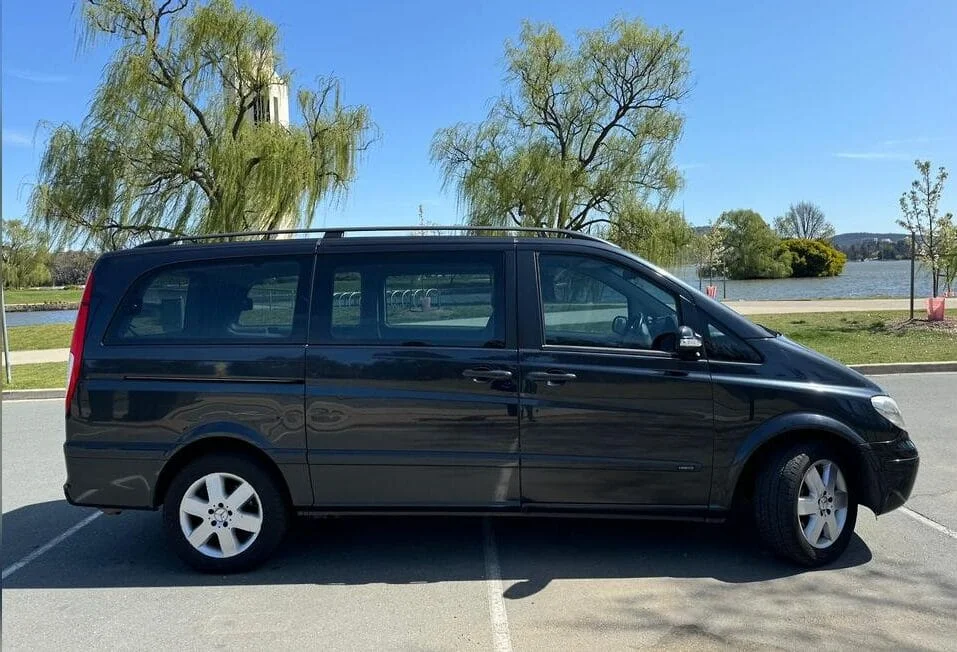Mercedes V-Class Chauffeur Hire in Melbourne chauffeur vehicle