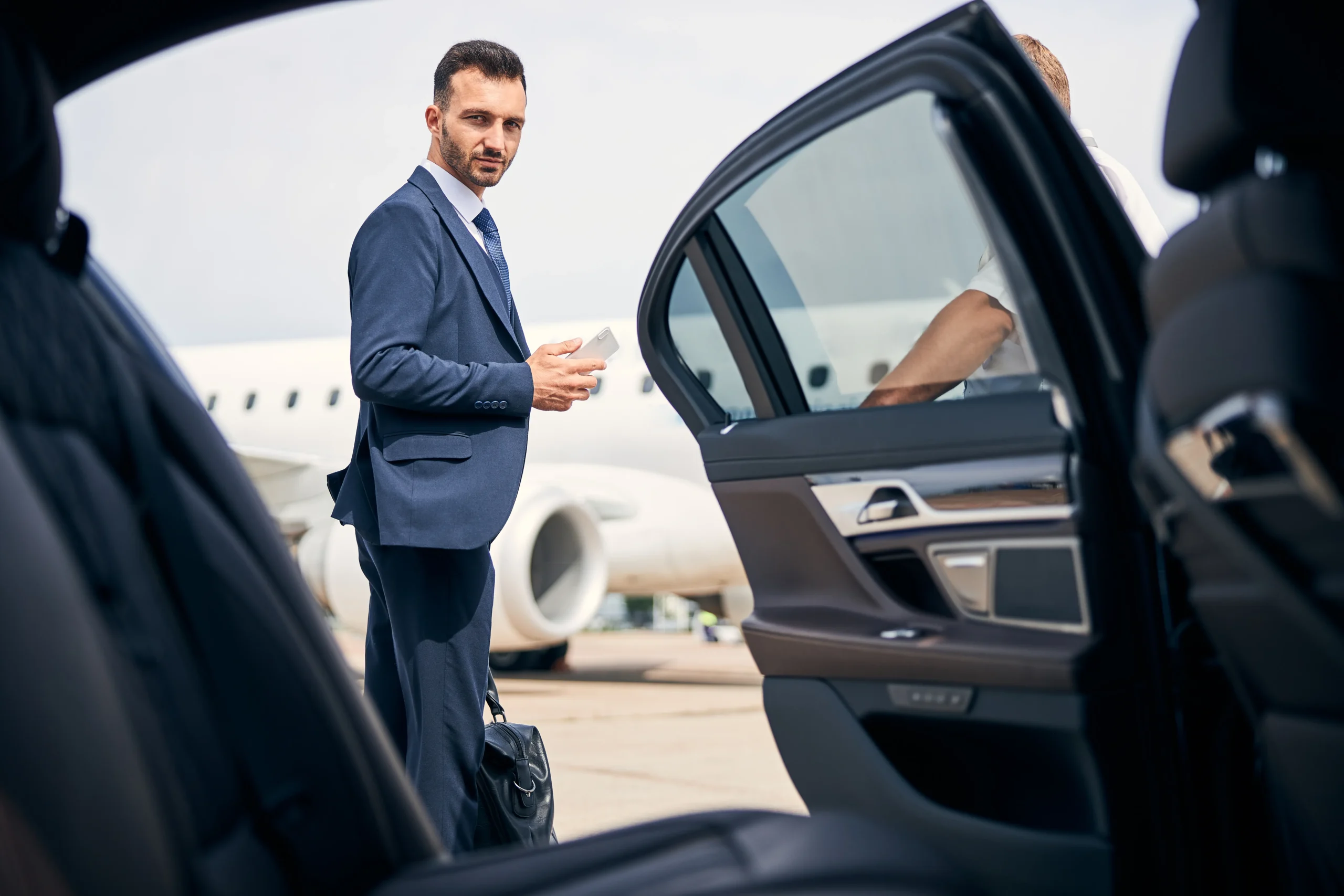 Airport Chauffeur Melbourne chauffeur service image 3